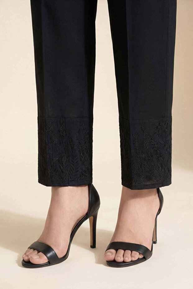 Embroidered Trousers - PE 26-630