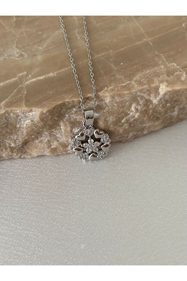 Mini Heart Detailed Flower Steel Necklace