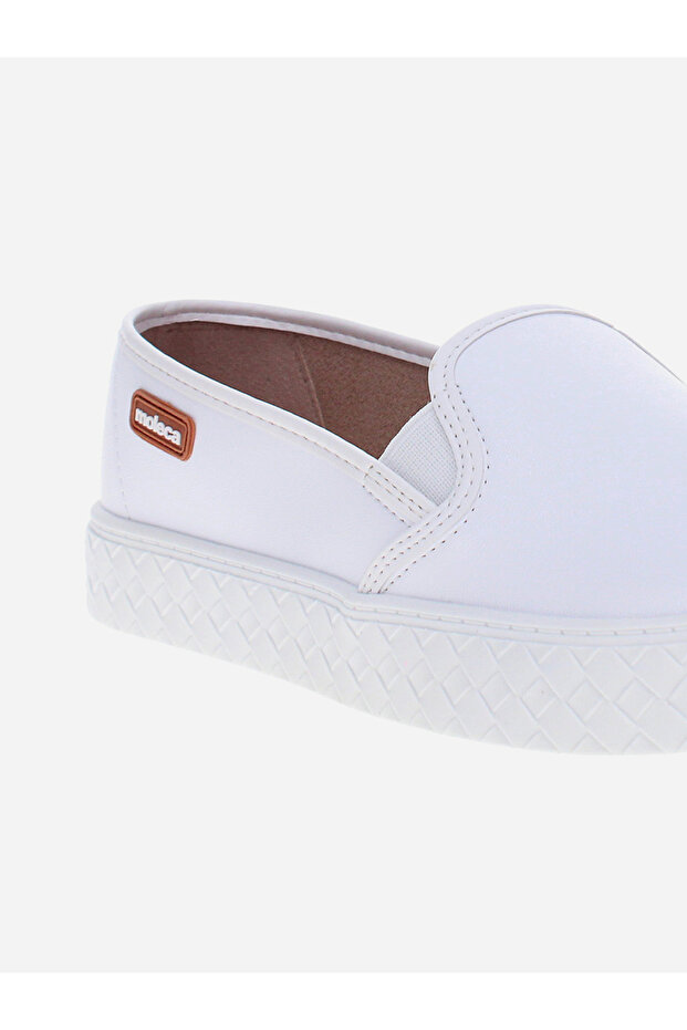 الصنادل المسطحة الصلبة الانزلاق على - 5