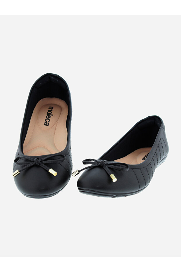 حذاء باليرينا سهل الارتداء بلون موحد مع تفاصيل فيونكة - 4