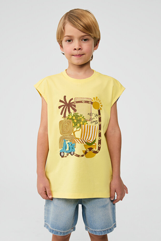 الصبي قميص أصفر - 2