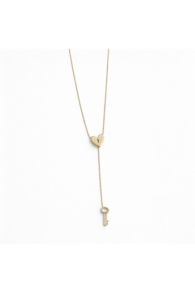 Y Model Heart Vr Key Detailed Necklace