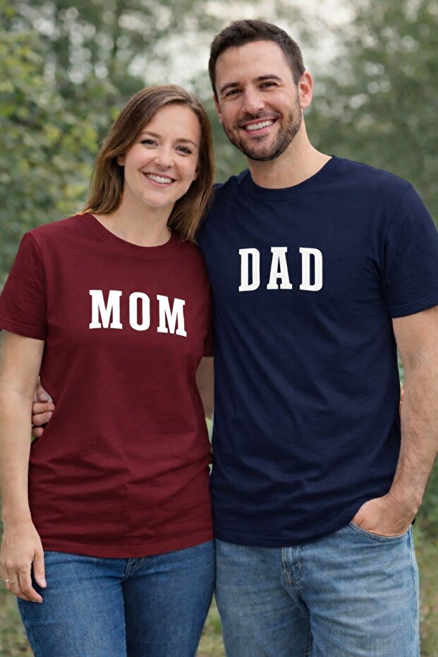 Unisex Mom Dad Family T-Shirt Set