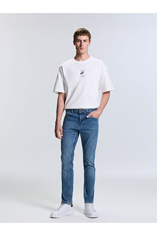 Esvab • Modern & Distinctive 750 Slim Jean