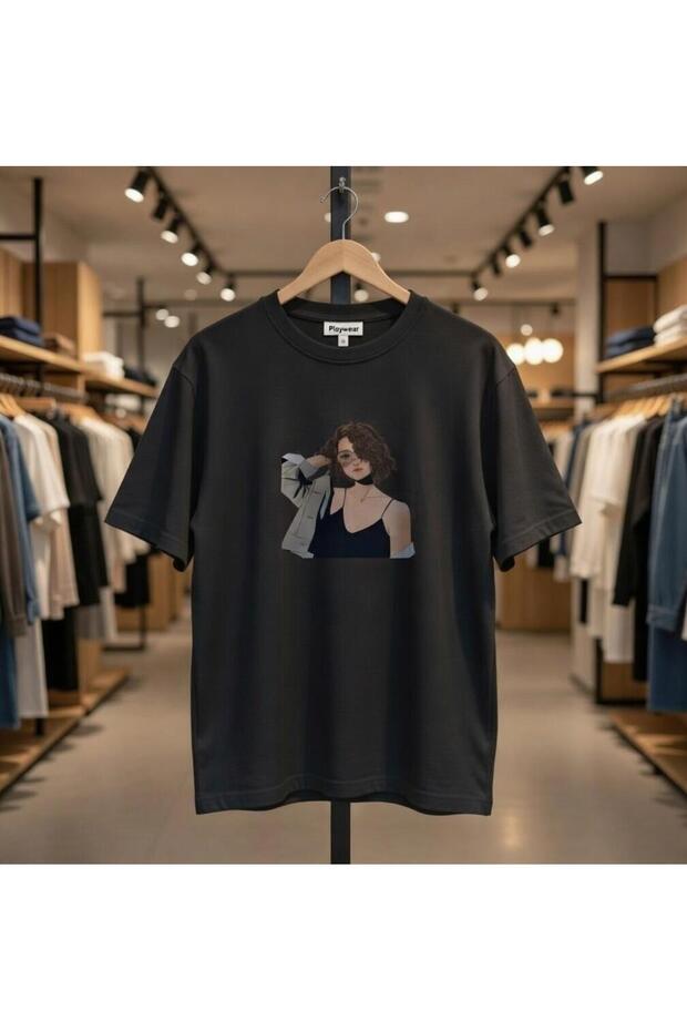Strappy Girl Print Detailed Oversize T-Shirt Regular Fit 100% Cotton T-Shirt