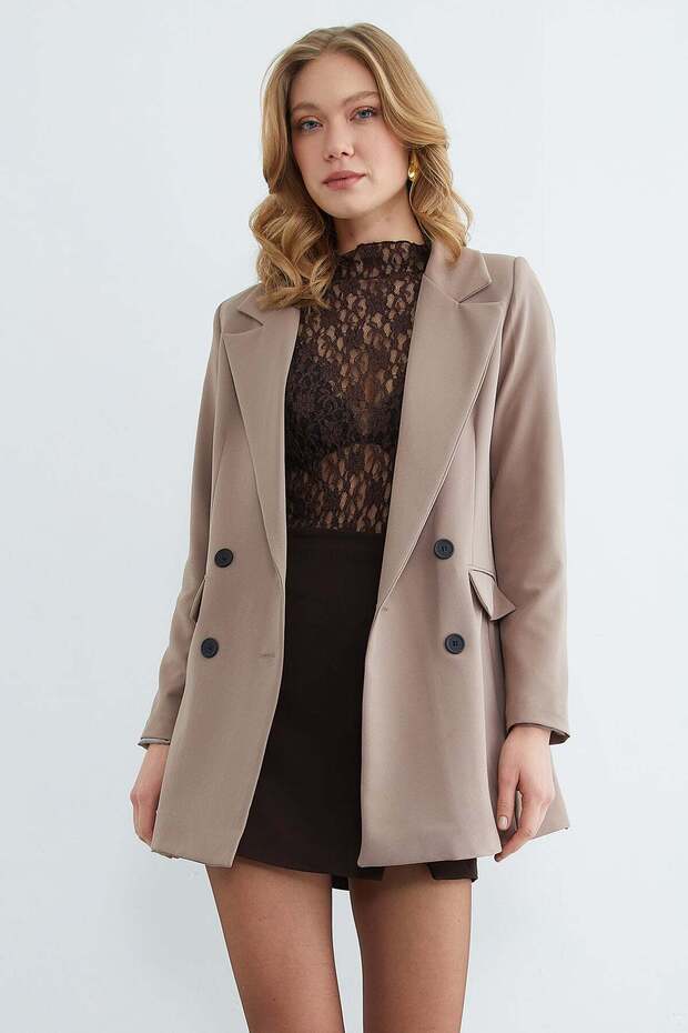 Belted Double-Breasted Collared Buttoned Jacket - 3