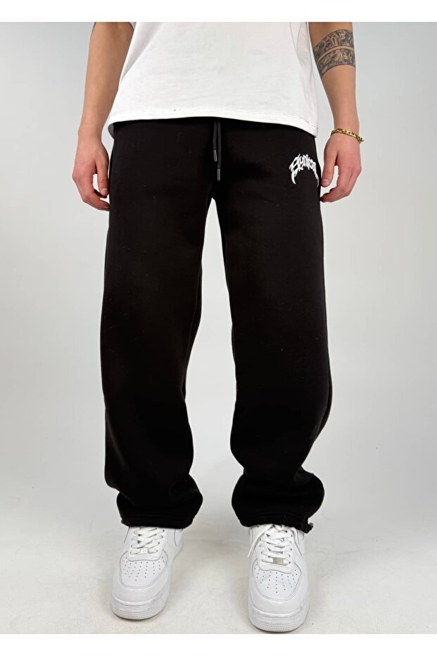 Syncl Winter Embroidered Adjustable Baggy Sweatpants