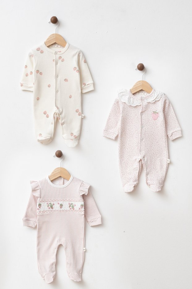Baby 100% Cotton Strawberry Embroidered 3-Piece Footed Romper Newborn Hospital Take-Home Set Baby Clothing 0-3 Months