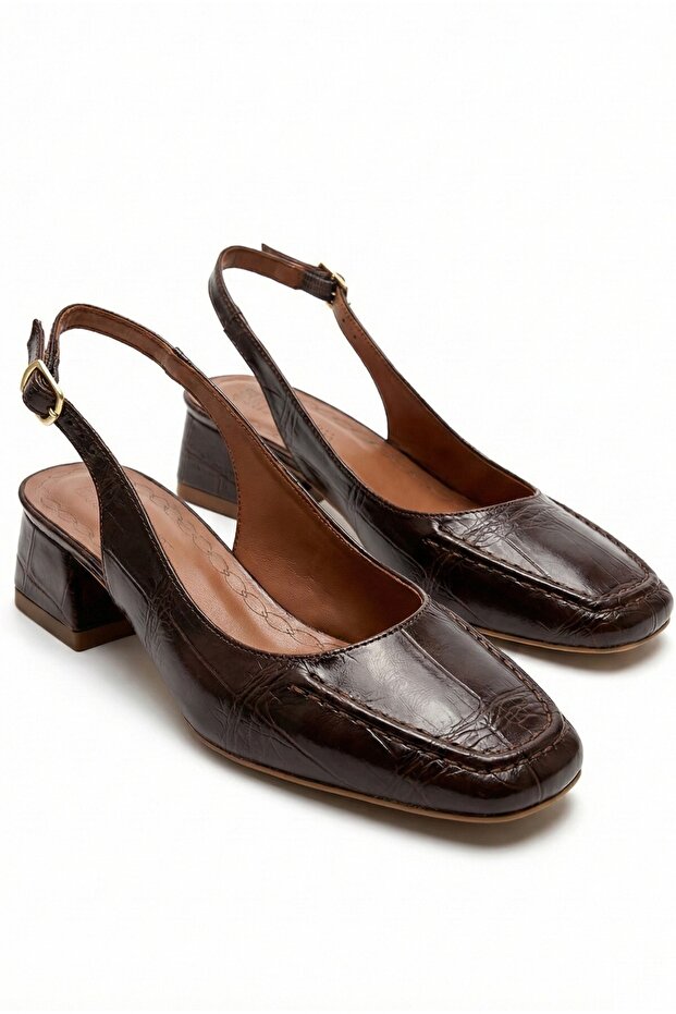 Women's Brown Crocodile Design Ankle Strap Flat Toe Casual Shoes Heeled Shoes