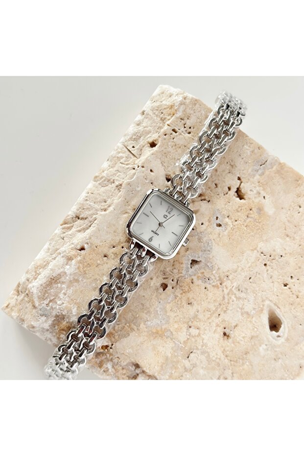 ساعة ريس الفضية باللون الأبيض - 2