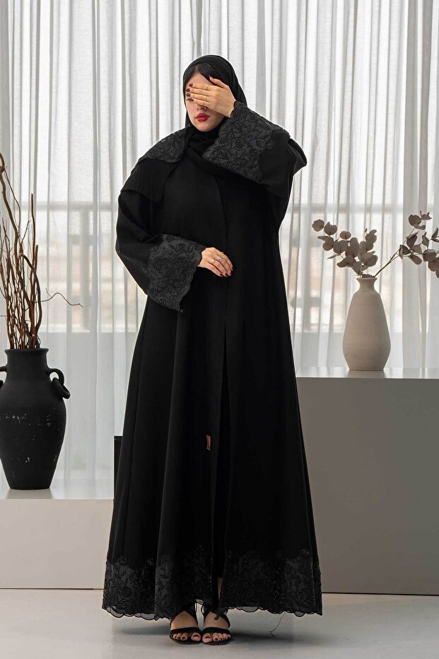 عباية ورود