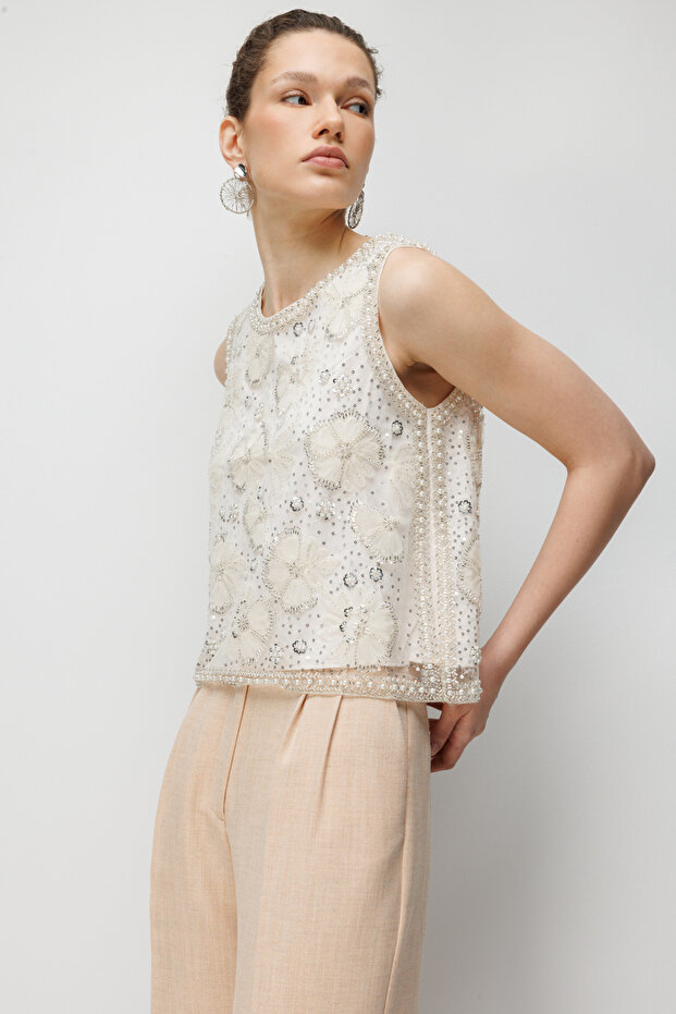 Pullu Taş İşlemeli Bluz - 3