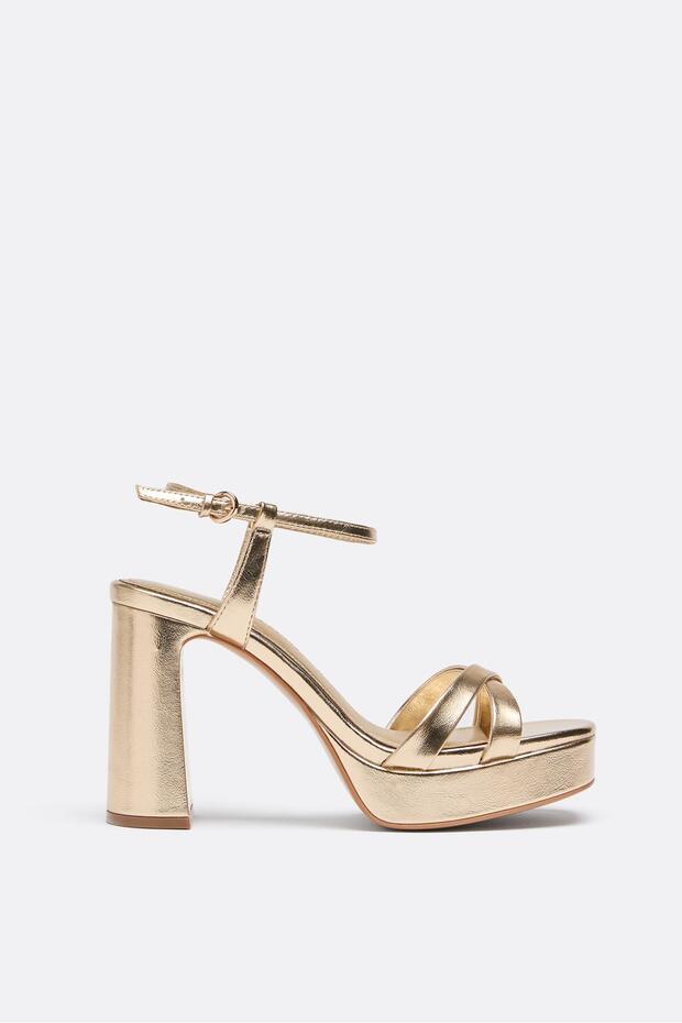 Geniş topuklu platform sandalet - 1