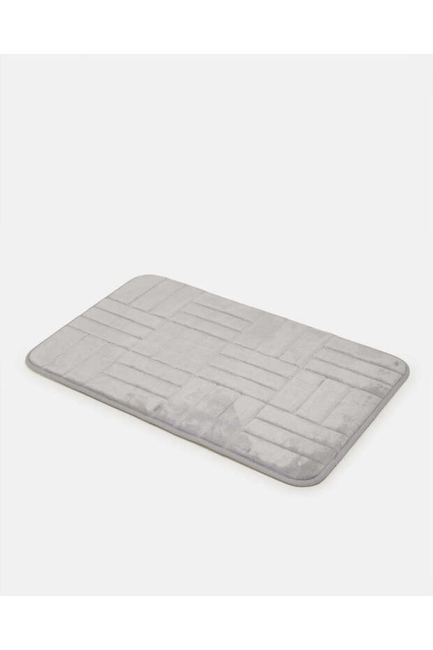 حصيرة حمام من الإسفنج الذكي باللون الرمادي الفاتح - 3