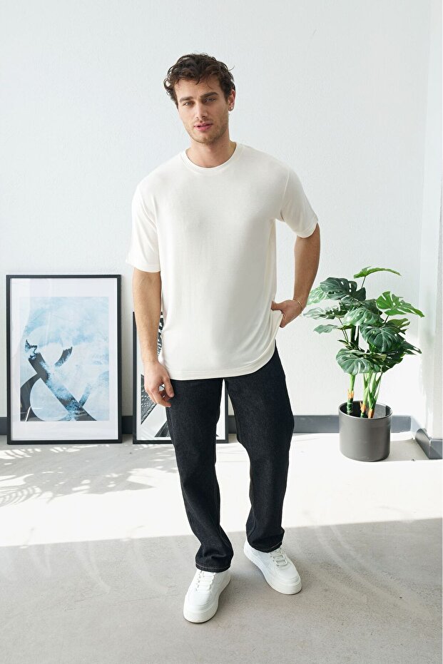 تيشيرت أساسي من القماش الفاخر - 3