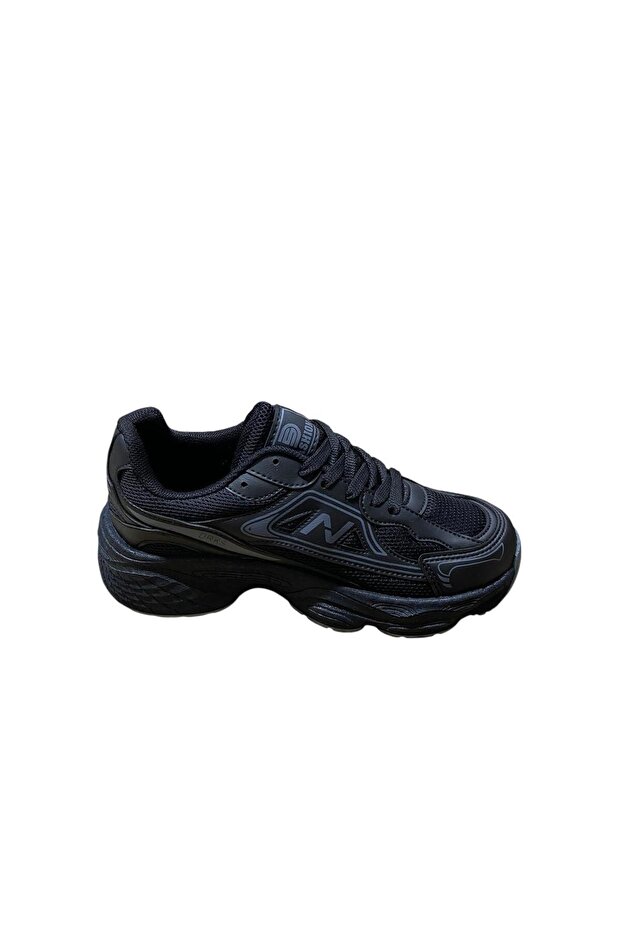 Sports Shoes Thick Soled Mesh Lightweight