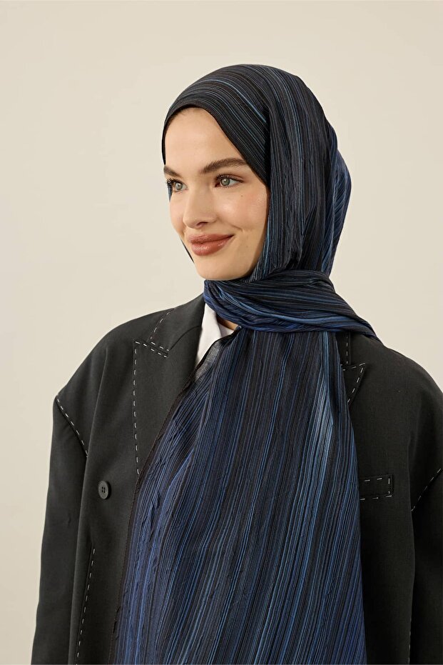 Linevera Pattern Bamboo Shawl - 2