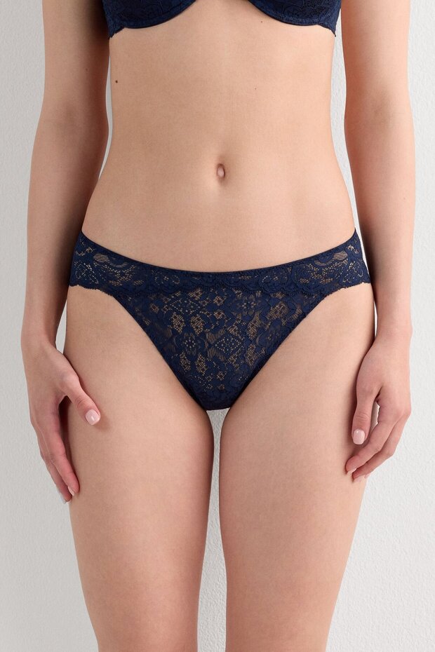 Low-Rise Lace Slips