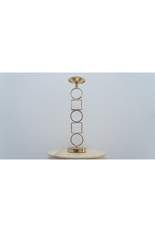 حامل شموع بتصميم حلقي ومربع - 1