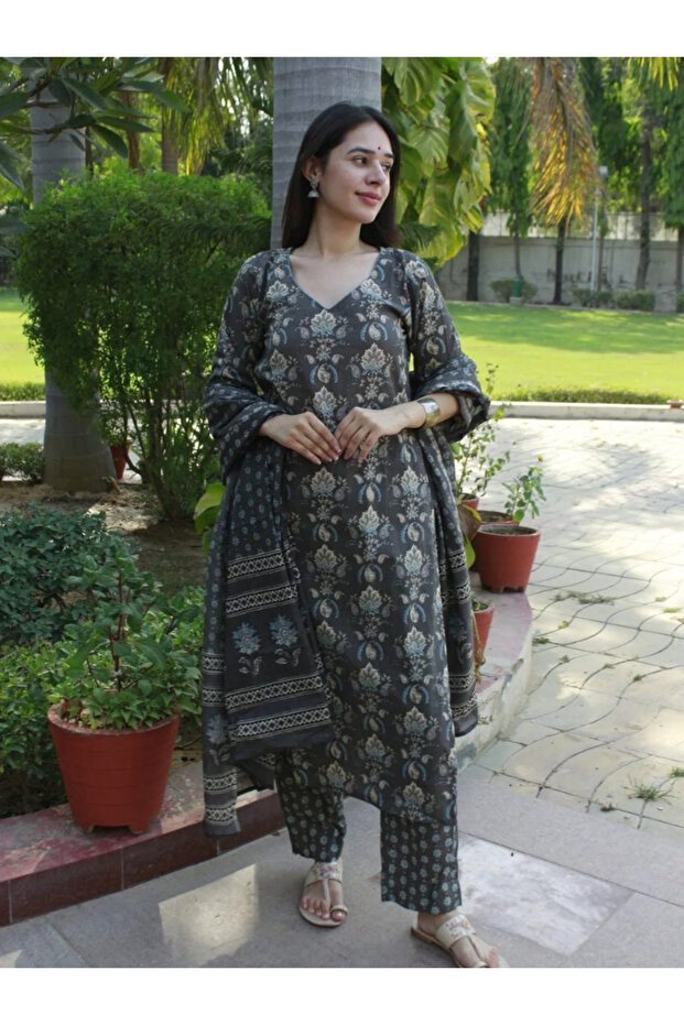 Grey Viscose Flower Print Kurta Set - VRN1012 | Grey