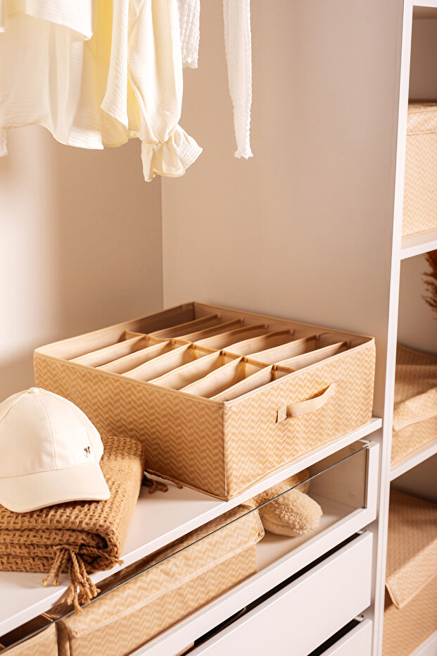 14-Compartment Drawer/Closet Organizer for Clothes, Towels, and Duvets - Foldable Organizer Box - 44X44X17 cm