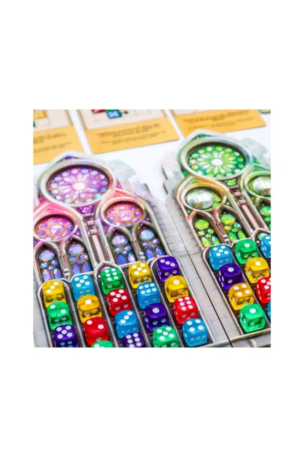 Свещен (2025) - 4