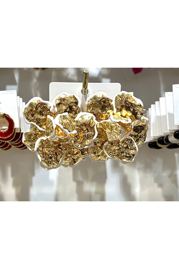 Zra Model Stainless Steel Striped Gold Flower Earrings
