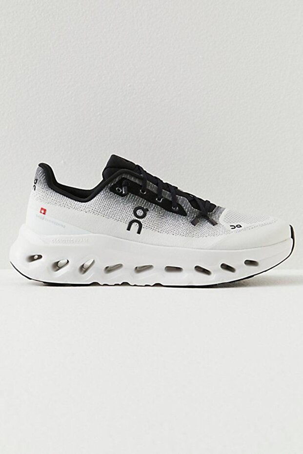 على عنوان السحابة عاجي أسود - 3