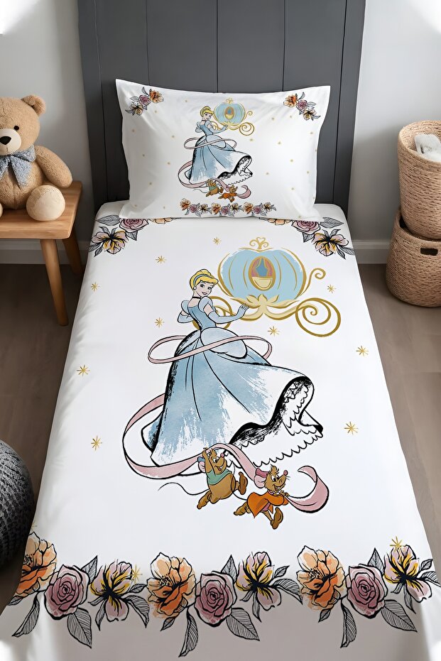 Night Ball Princess Patterned Bedspread and Pillowcase