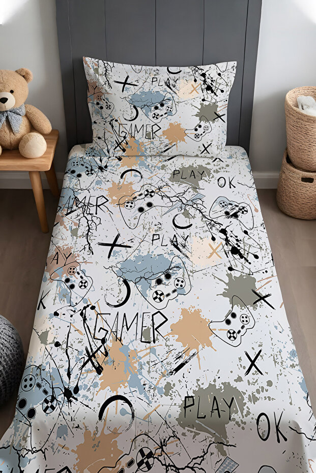 Asi Game World Patterned Bedspread and Pillowcase