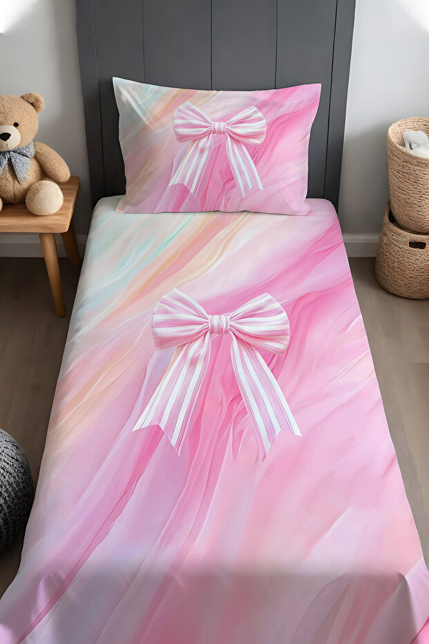 Pink Bow Patterned Bedspread and Pillowcase