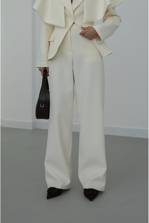 Ecru Cape Jacket and Trousers Set - 6