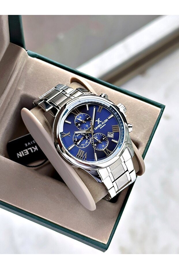 Functional Men's Wristwatch - 4