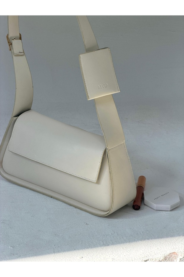 Accessory Detail Shoulder Bag - Beige