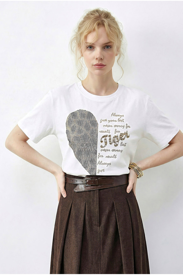 Women's White Leopard Heart Stone Embroidered Crew Neck Regular Fit T-Shirt 2210 60283976