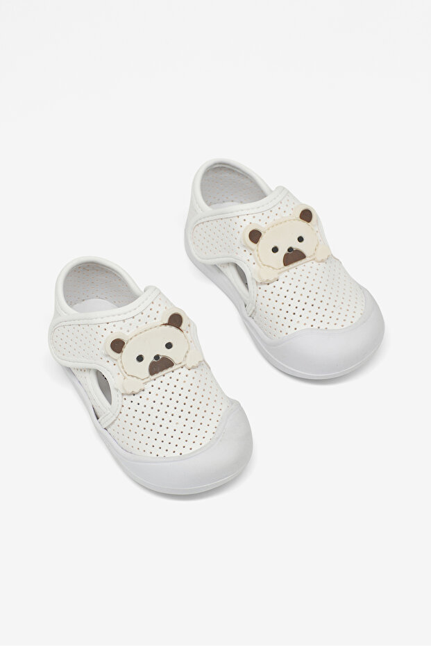 Girl's White Teddy Bear Detailed Comfortable Fit First Step Sneaker