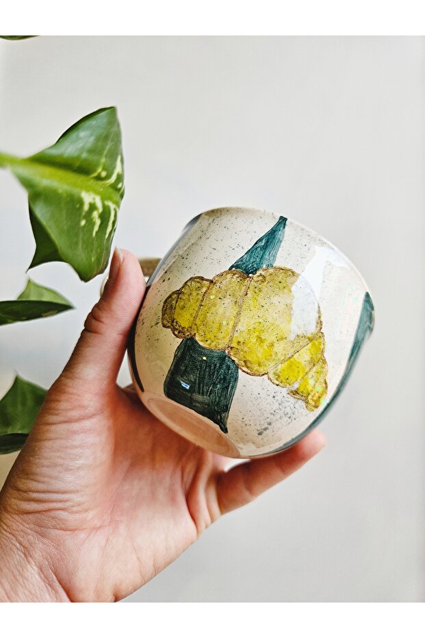 كرواسون مصنوع يدويًا منقوش كوب - 4