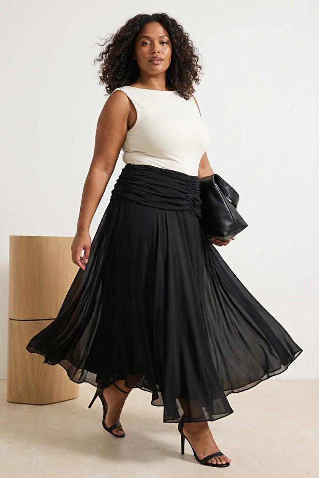 Siyah Maxi Büzgü/Drape Detaylı Boho/Boho Chic Basklılı Tül Esnek Örme Etek TBBAW26AZ00059 - 1