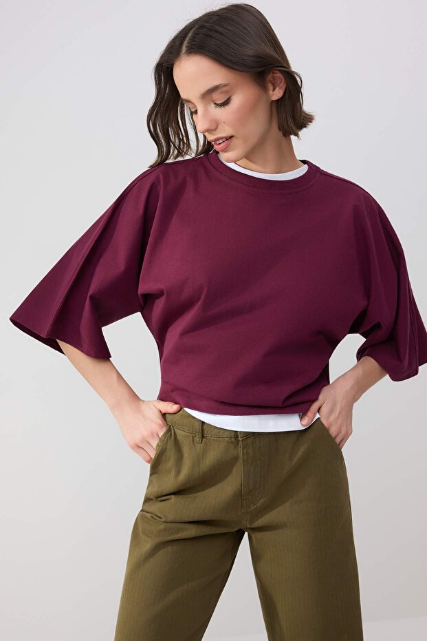Wardrobe Essentials-Mürdüm Geniş Kalıp Yarasa Kol Pamuk Örme T-Shirt TWOSS26TS00047 - 2
