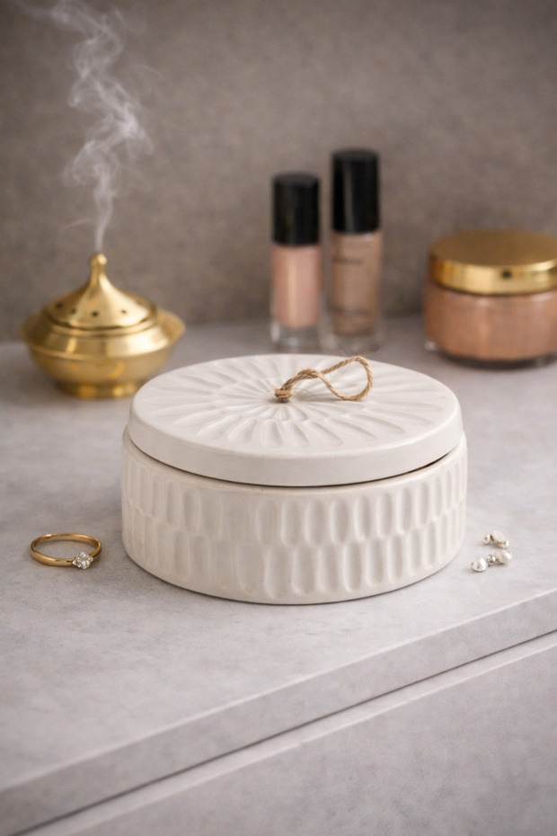 Decorative Nordic Jewelry Box with Lid, Makeup Organizer, Dresser, Dining Table Office Decor Box