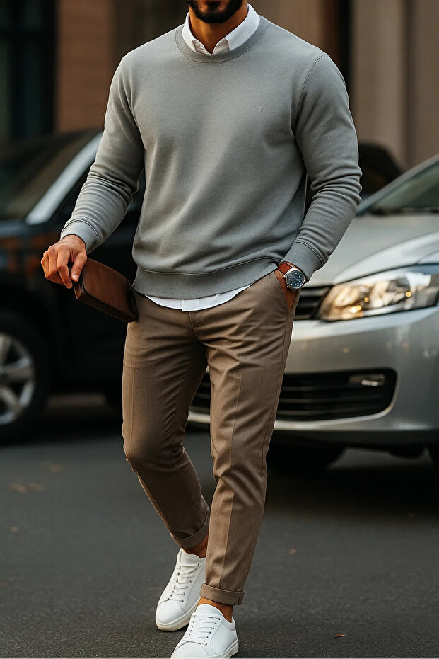 سويت شيرت رجالي أساسي فضفاض باللون الرمادي برقبة دائرية - 2