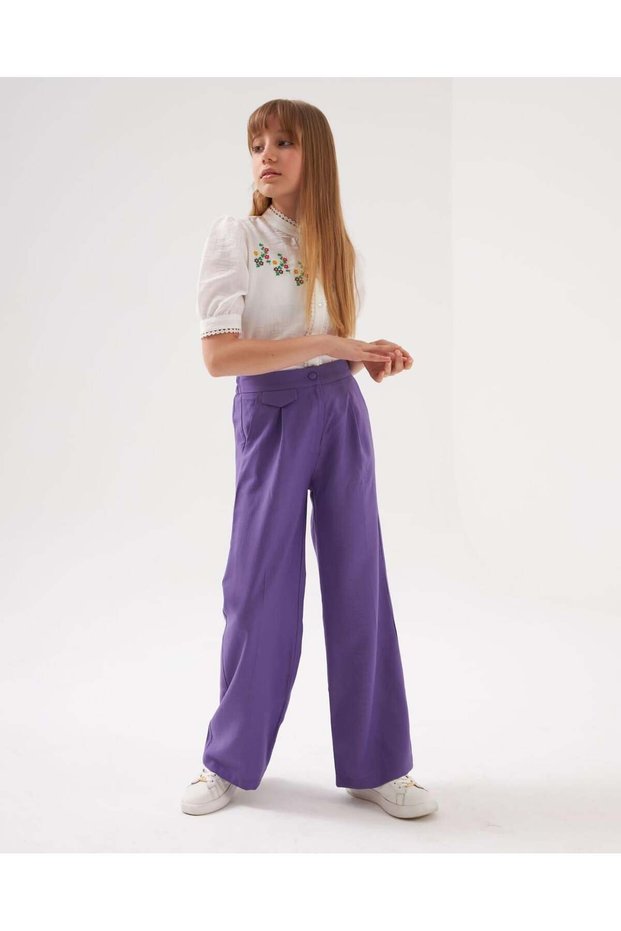 Girl's Embroidery Detailed Pearl Buttoned White Shirt Ornamental Pocket Fabric Covered Buttoned Trousers 2-Piece Jewelry
