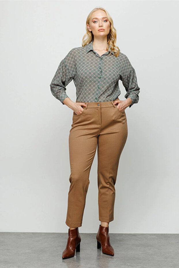 بنطلون لامع بخمسة جيوب - 4