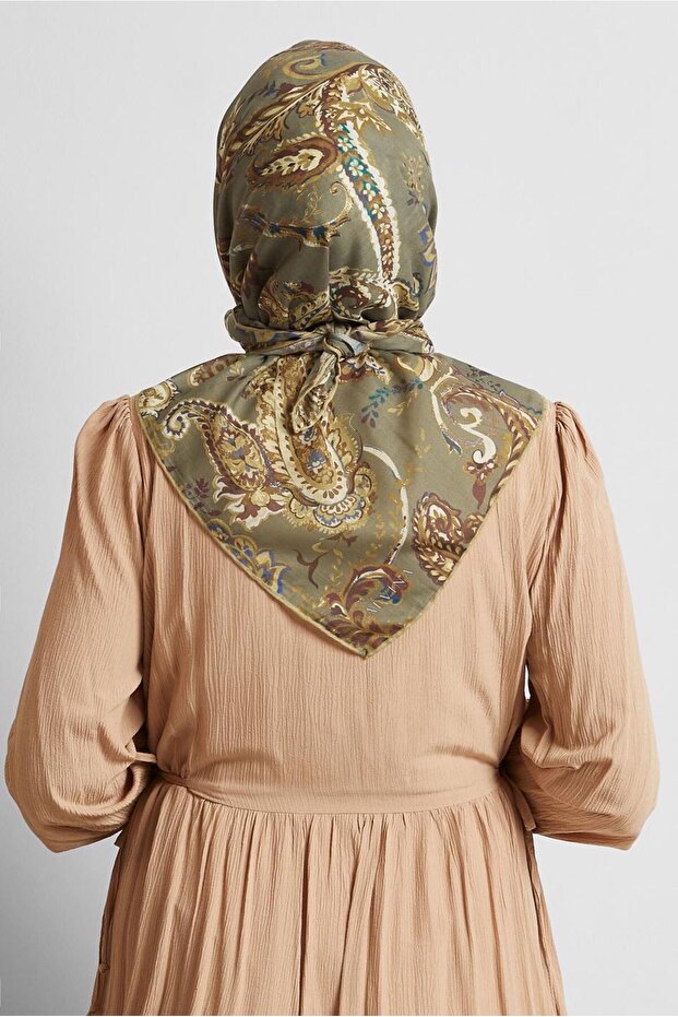 وشاح منقوش 8561 - 2