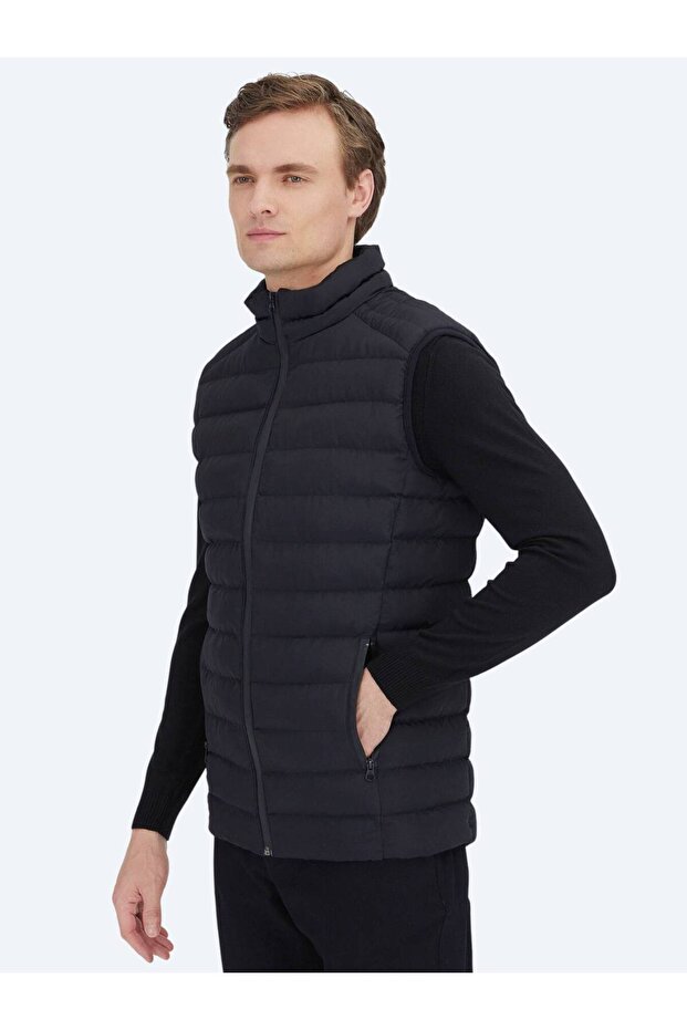 Black Mock Neck Casual Woven Sports Vest