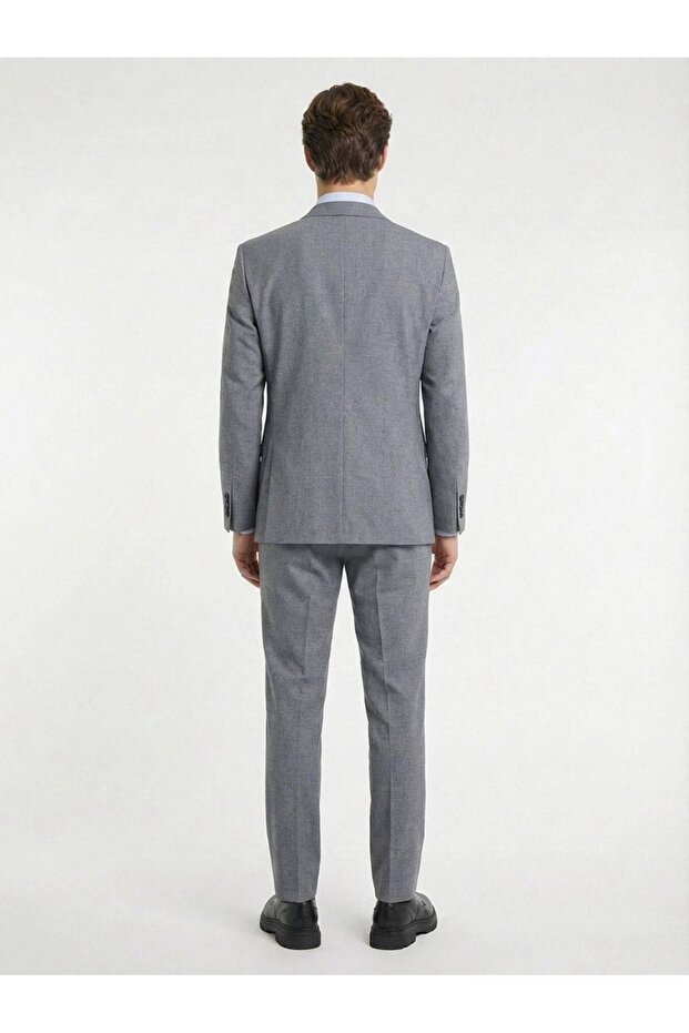 بدلة رمادية سادة - 4