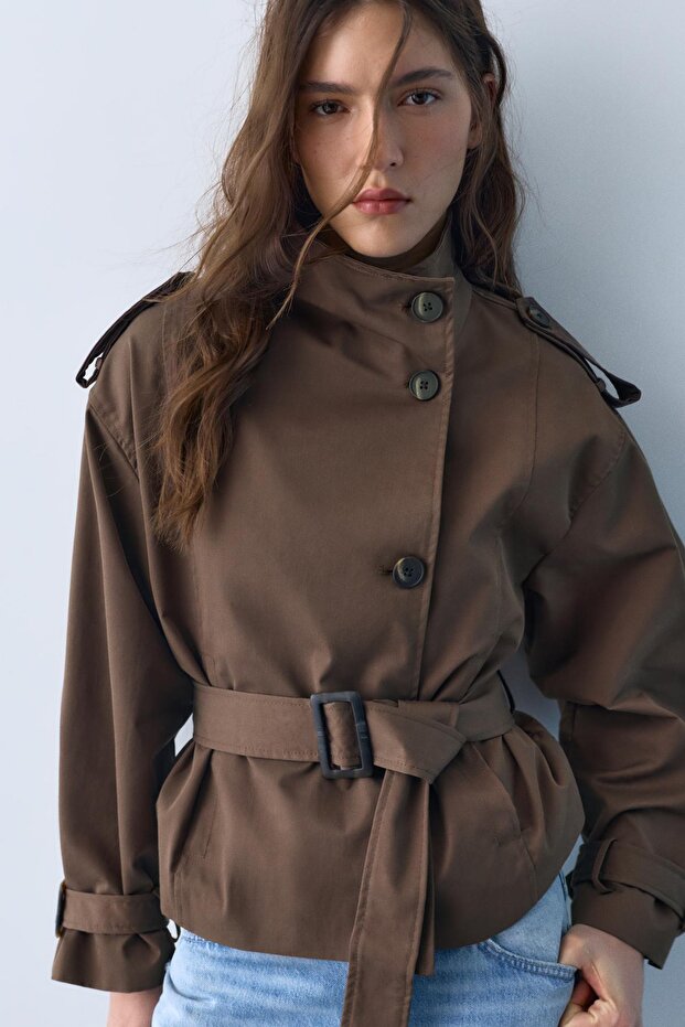 Kısa dik yaka trençkot - 4