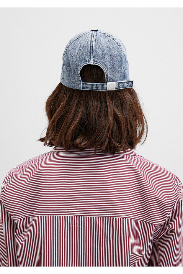 М Бродирана дънкова шапка 1913304-84596 - 2