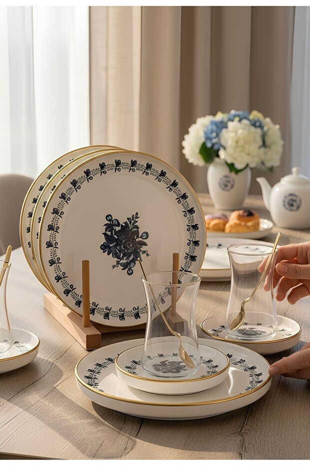 18 Piece Modern Regaria Cake and Tea Time Set