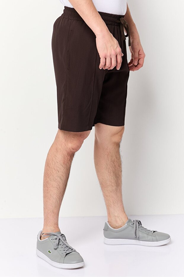 شورت رجالي أساسي ذو ملمس بارز ، بني داكن - 3